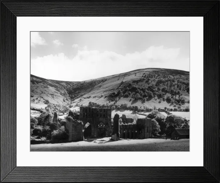 Framed Print : Llanthony Abbey Framed Print : Llanthony Abbey