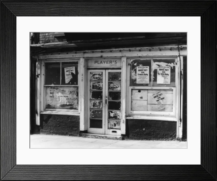 Framed Print : Empty Shop Front Framed Print : Empty Shop Front