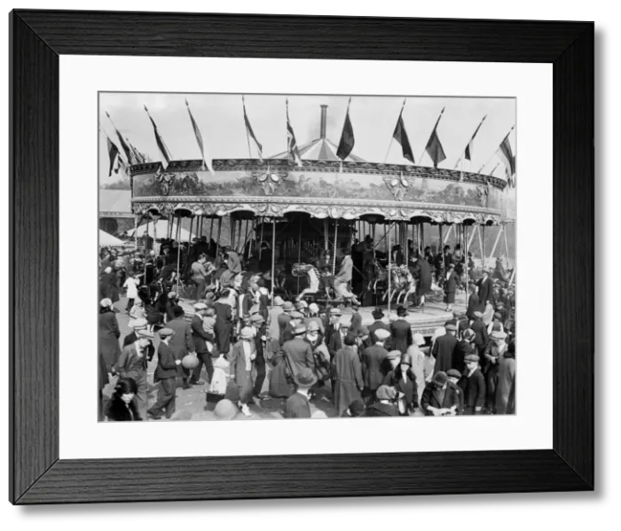 Framed Print : Fairground Roundabout Framed Print : Fairground Roundabout