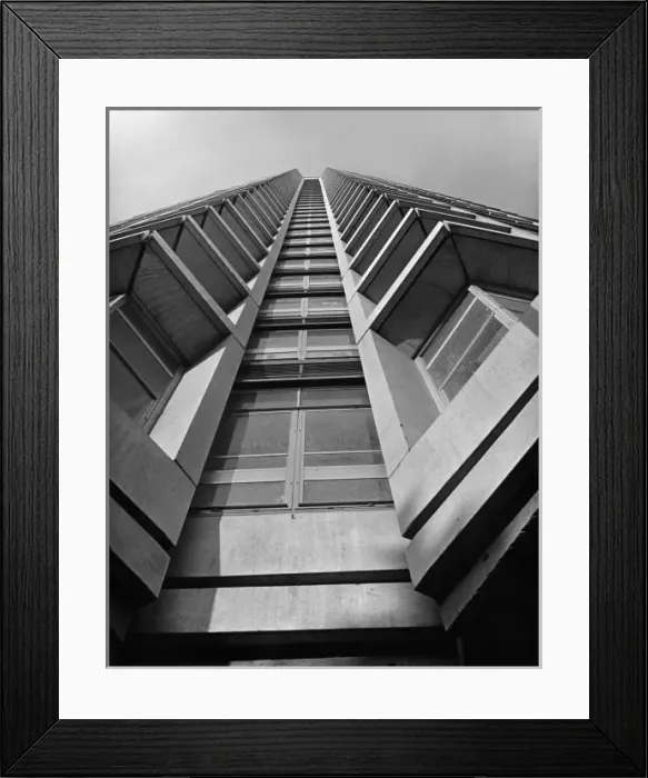 Framed Print : Centre Point Framed Print : Centre Point