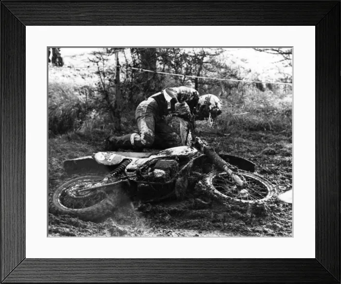 Framed Print : Motocross Scrambling Framed Print : Motocross Scrambling