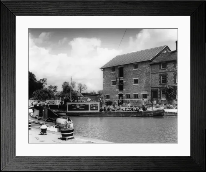 Framed Print : Pleasure Canal Boat Trip Framed Print : Pleasure Canal Boat Trip