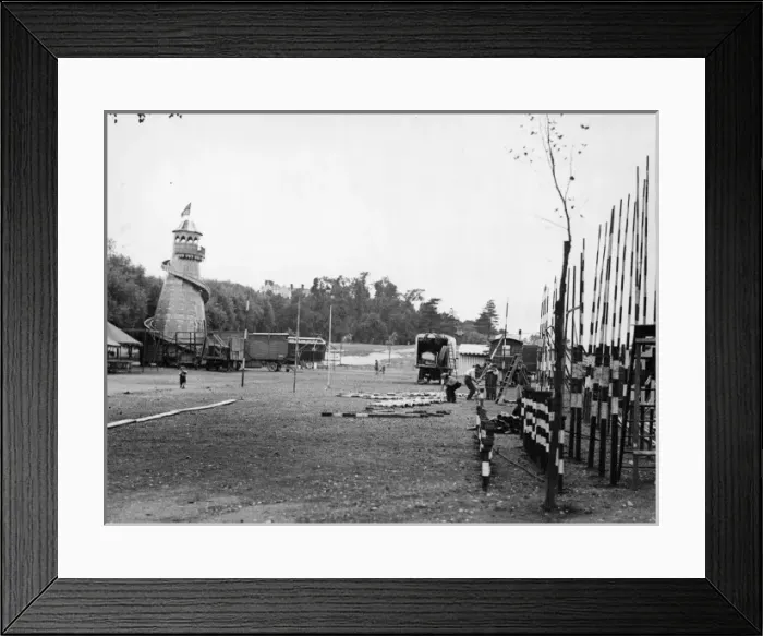 Framed Print : Hampstead Fair 1930S Framed Print : Hampstead Fair 1930S
