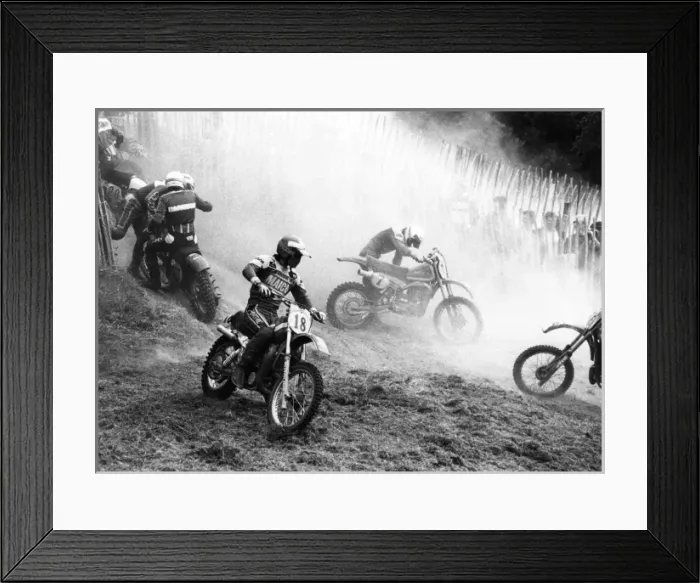 Framed Print : Motocross Scrambling Framed Print : Motocross Scrambling