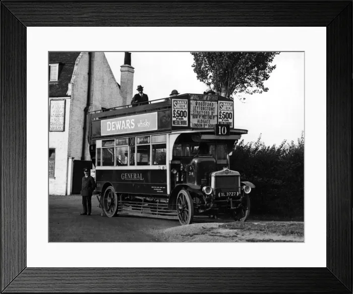 Framed Print : LONDON BUS Framed Print : LONDON BUS