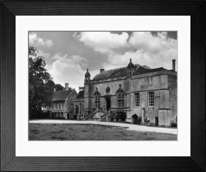 Framed Print : Lacock Abbey Framed Print : Lacock Abbey