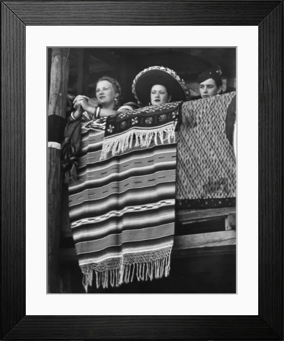 Framed Print : Mexican Elite Framed Print : Mexican Elite