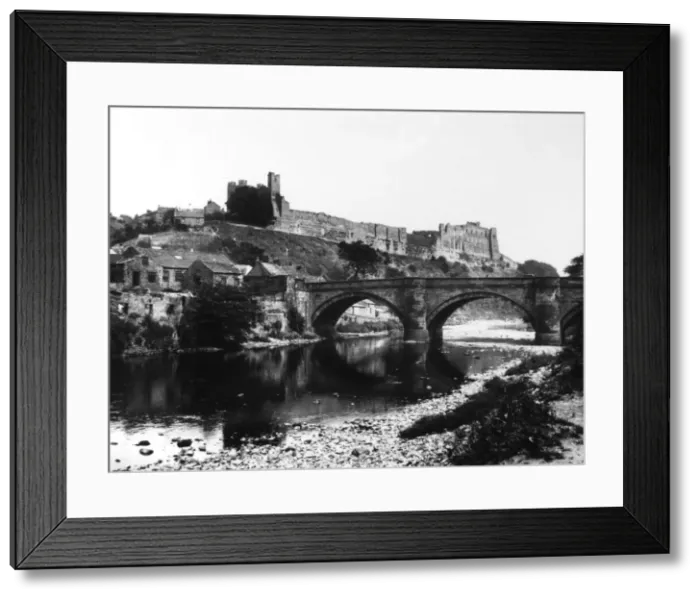 Framed Print : Richmond Castle Framed Print : Richmond Castle