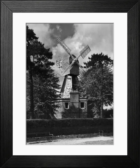 Framed Print : Wimbledon Windmill Framed Print : Wimbledon Windmill