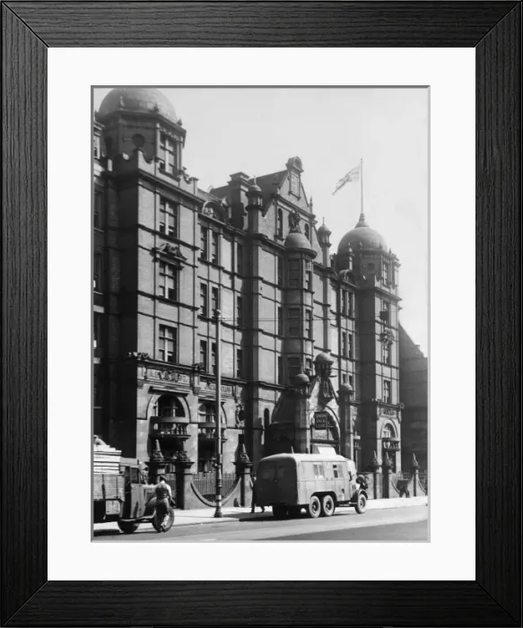Framed Print : Union Jack Club Framed Print : Union Jack Club