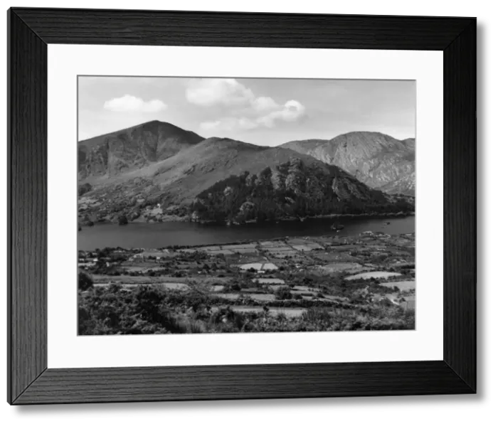 Framed Print : Irish Scenery Framed Print : Irish Scenery