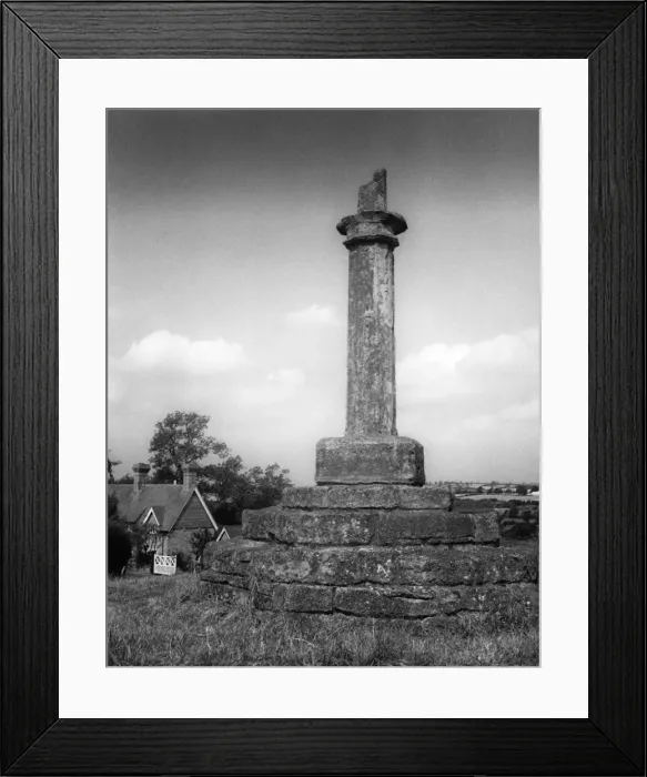 Framed Print : Great Brington Cross Framed Print : Great Brington Cross