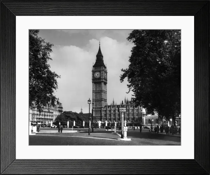 Framed Print : BIG BEN. Big Ben, Westminster, London, the Heart and Voice of the British Empire Framed Print : BIG BEN. Big Ben, Westminster, London, the Heart and Voice of the British Empire