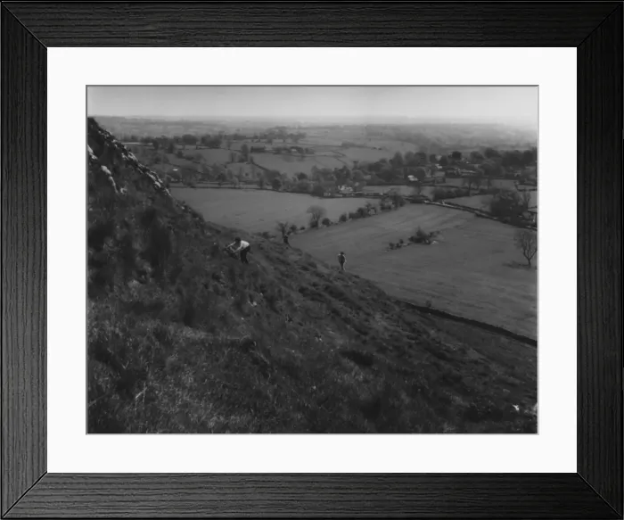 Framed Print : Thorpe Cloud Framed Print : Thorpe Cloud