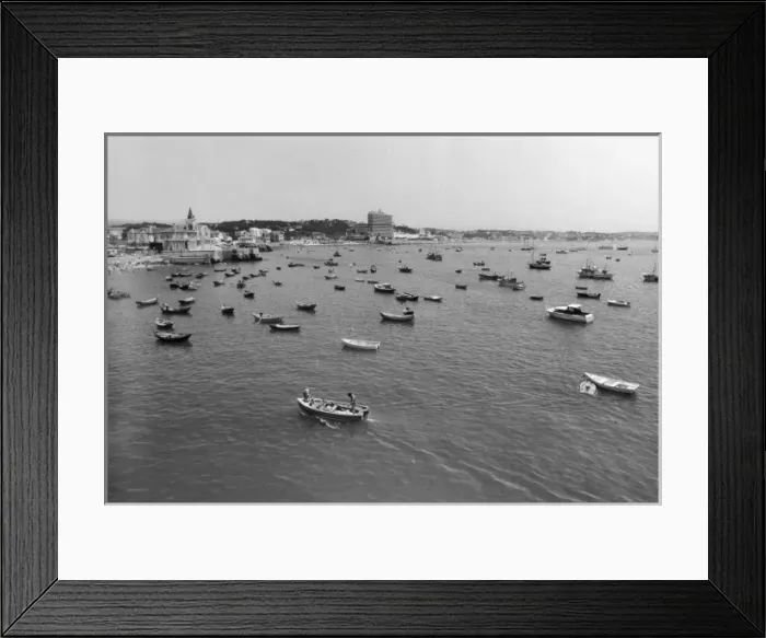 Framed Print : Portugal / Cascais Framed Print : Portugal / Cascais