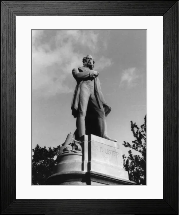 Framed Print : Samuel Lister Statue Framed Print : Samuel Lister Statue