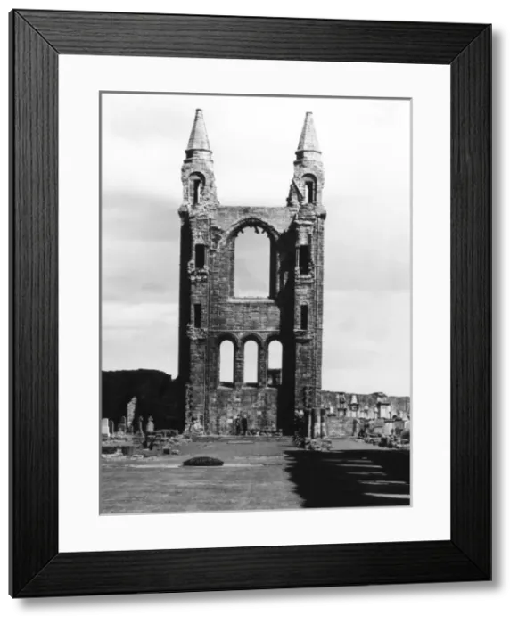 Framed Print : St. Andrews Cathedral Framed Print : St. Andrews Cathedral