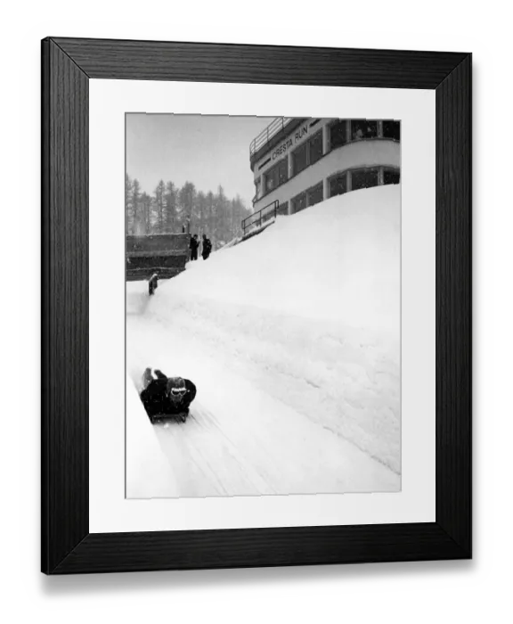 Framed Print : TOBOGGANER Framed Print : TOBOGGANER