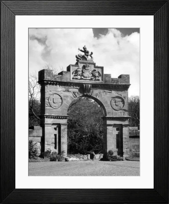 Framed Print : Culzean Castle Gateway Framed Print : Culzean Castle Gateway