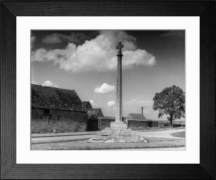 Framed Print : Harringworth Cross
