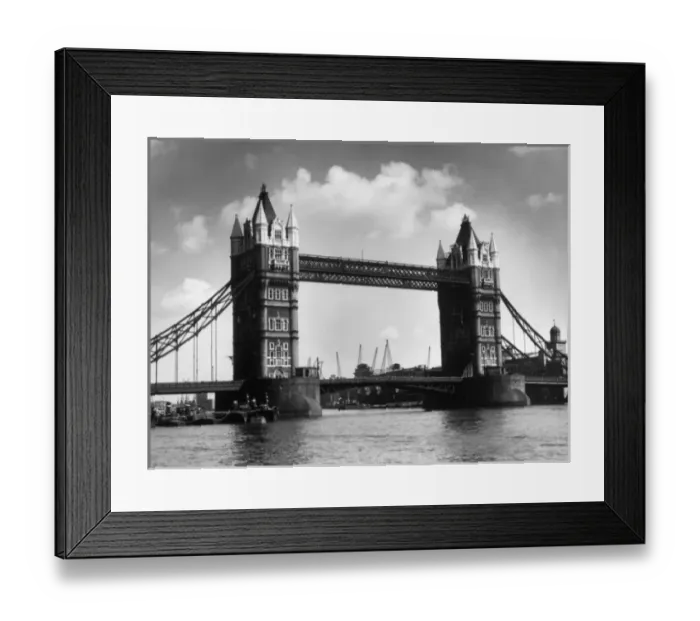Framed Print : Tower Bridge Framed Print : Tower Bridge