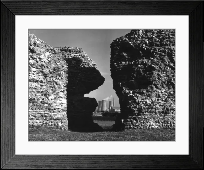 Framed Print : Richborough Castle Ruins Framed Print : Richborough Castle Ruins