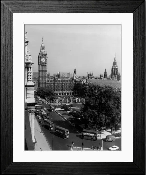 Framed Print : London Parliament Square Framed Print : London Parliament Square