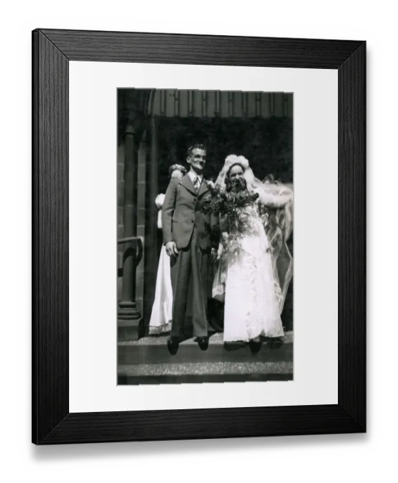 Framed Print : Newly married couple on church steps Framed Print : Newly married couple on church steps