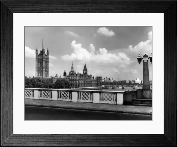 Framed Print : Parliament Buildings Framed Print : Parliament Buildings