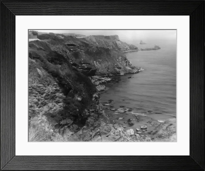 Framed Print : Durl Head & Cradle Rock Framed Print : Durl Head & Cradle Rock
