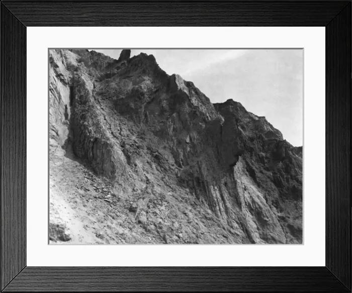 Framed Print : Alum Bay Cliffs Framed Print : Alum Bay Cliffs