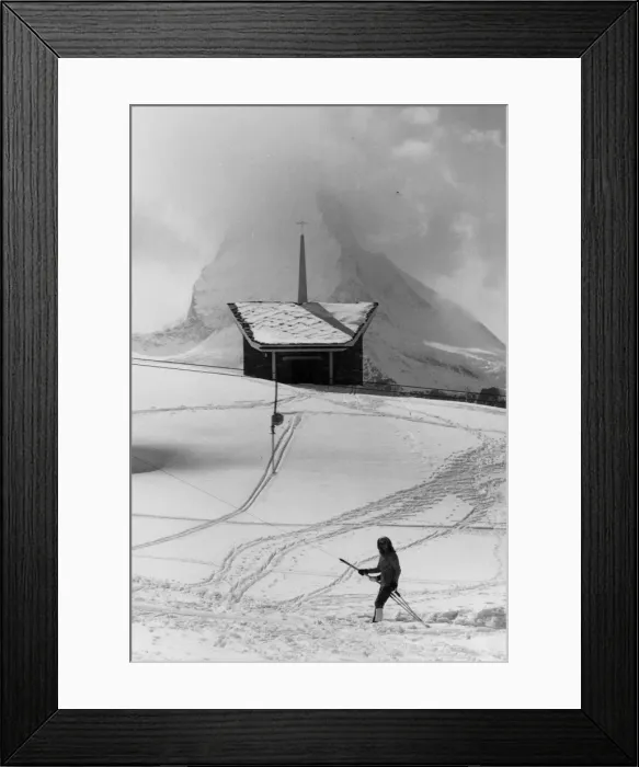 Framed Print : Skiing in Switzerland Framed Print : Skiing in Switzerland