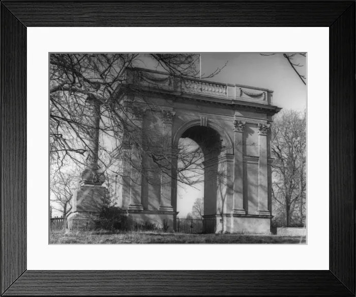 Framed Print : Stowe Corinthian Arch Framed Print : Stowe Corinthian Arch