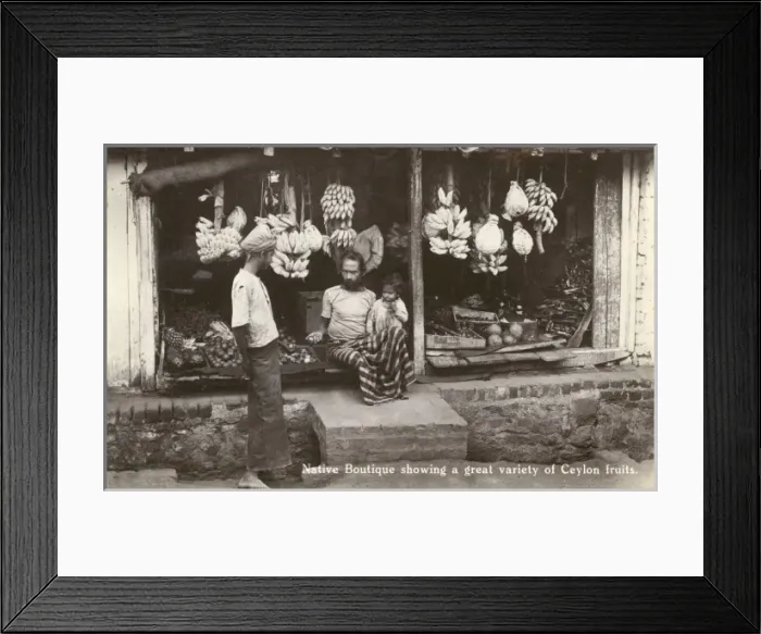 Framed Print : Sri Lanka - Fruit Seller