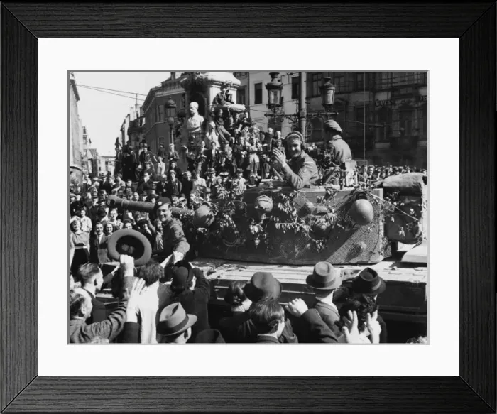 Framed Print : Brussels liberated WWII Framed Print : Brussels liberated WWII