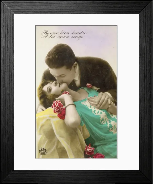 Framed Print : French couple kissing Framed Print : French couple kissing