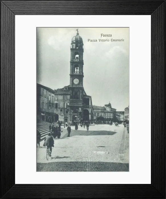 Framed Print : Faenza, Italy - Piazza Vittorio Emanuele Framed Print : Faenza, Italy - Piazza Vittorio Emanuele