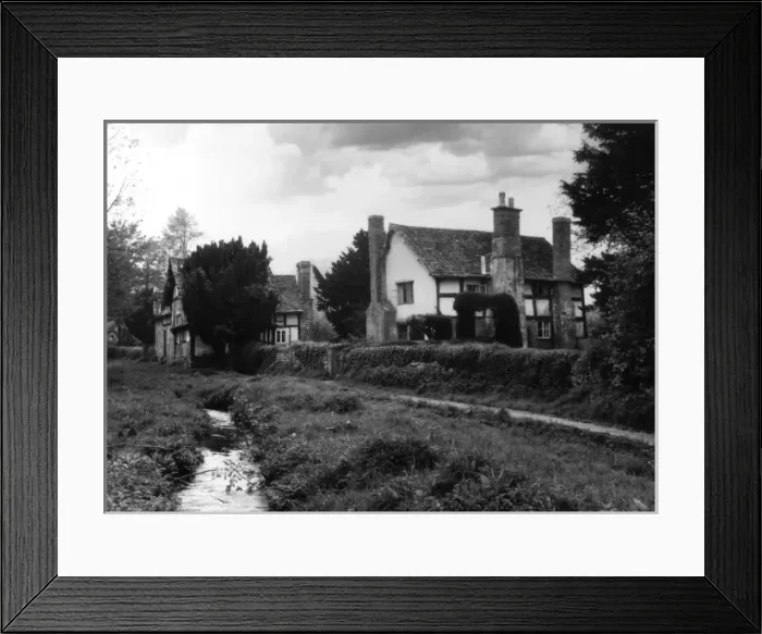 Framed Print : England / Mansel Lacy Framed Print : England / Mansel Lacy
