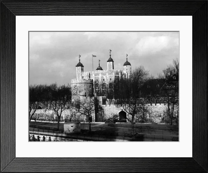 Framed Print : Tower of London Framed Print : Tower of London
