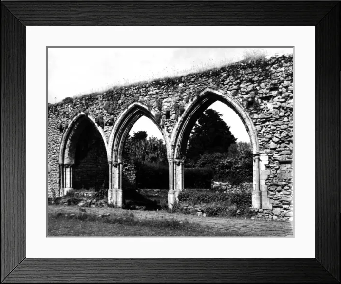 Framed Print : Beaulieu Abbey Framed Print : Beaulieu Abbey