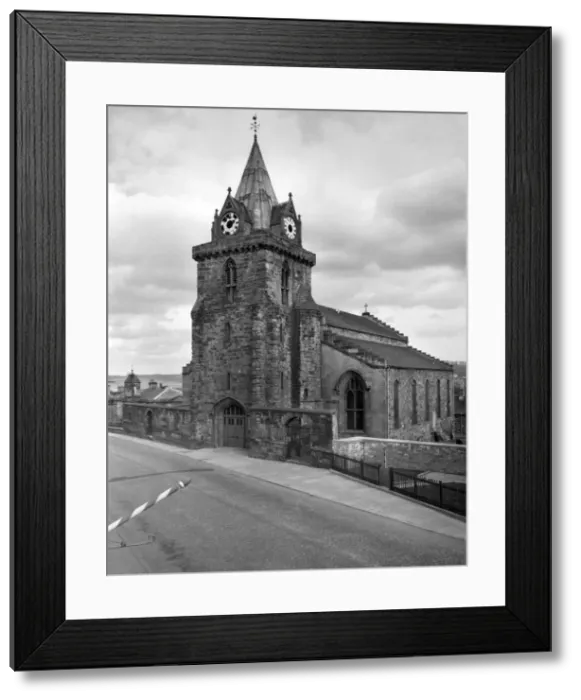 Framed Print : Inverkeithing Church Framed Print : Inverkeithing Church
