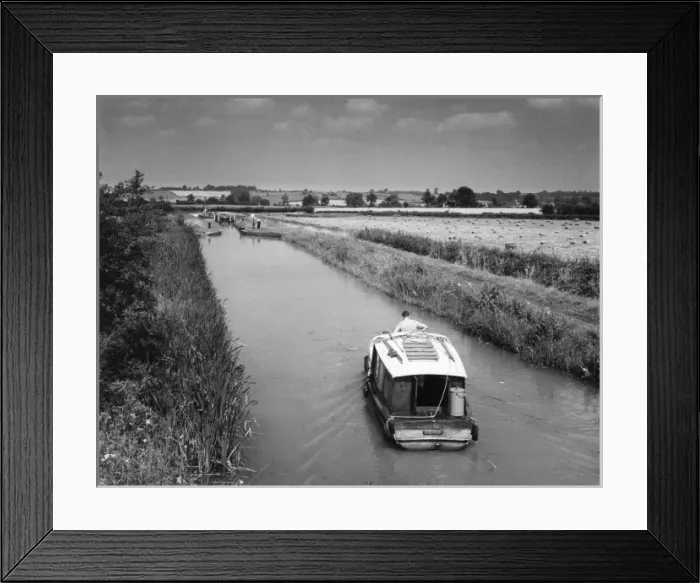Framed Print : Grand Union Canal Framed Print : Grand Union Canal
