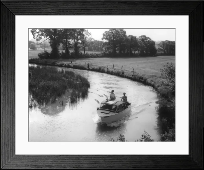 Framed Print : Oxford Canal Cruiser Framed Print : Oxford Canal Cruiser