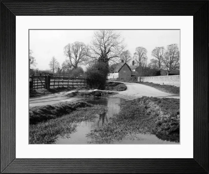 Framed Print : Little Chesterton Framed Print : Little Chesterton