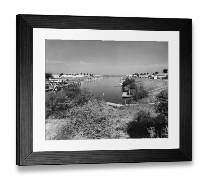 Framed Print : USA / Desert Springs Framed Print : USA / Desert Springs