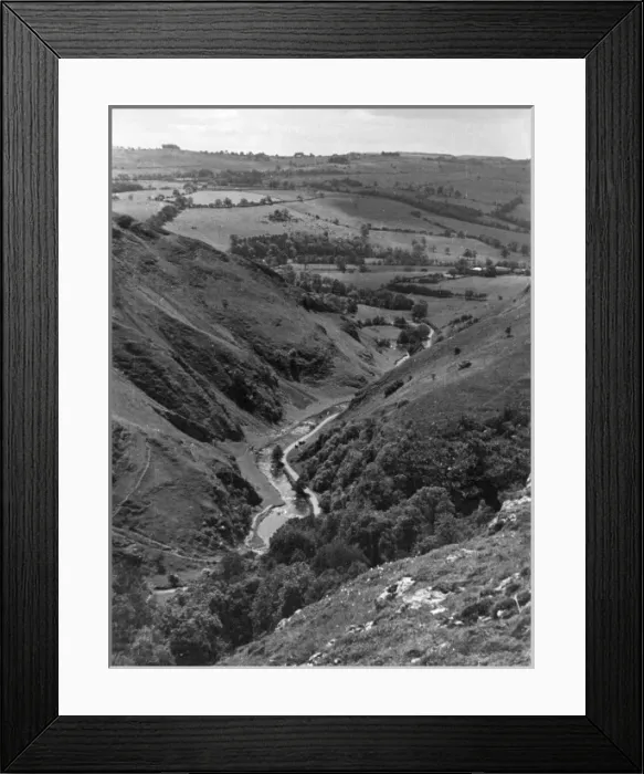 Framed Print : England / Dovedale Framed Print : England / Dovedale