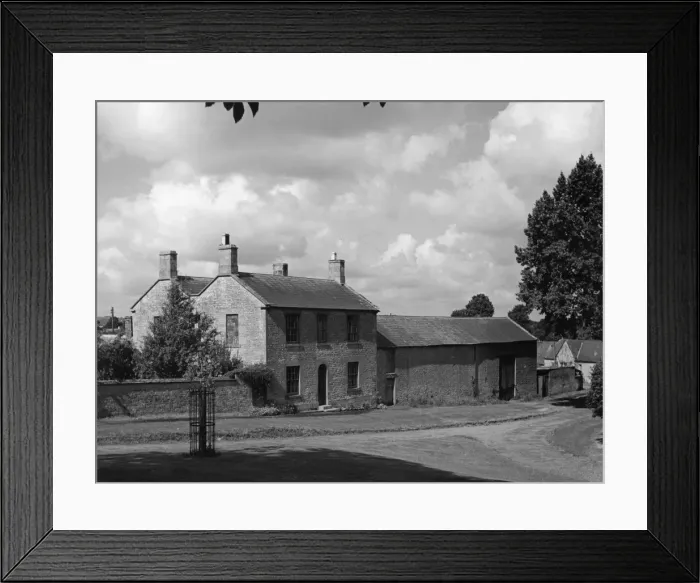 Framed Print : Unspoilt Farmhouse Framed Print : Unspoilt Farmhouse