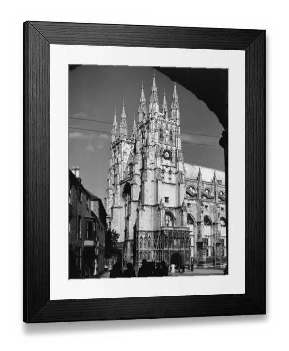 Framed Print : Canterbury Cathedral Framed Print : Canterbury Cathedral