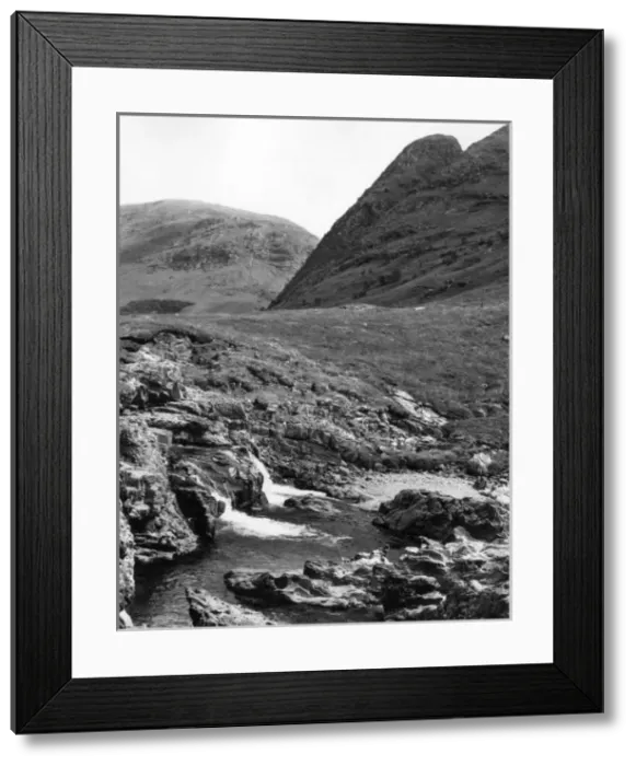 Framed Print : Scotland / Ben Cetlein Framed Print : Scotland / Ben Cetlein