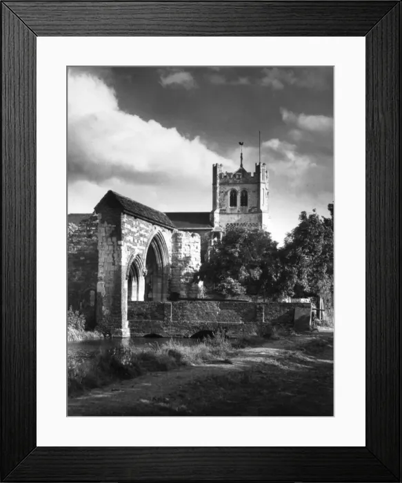 Framed Print : Waltham Abbey Church Framed Print : Waltham Abbey Church